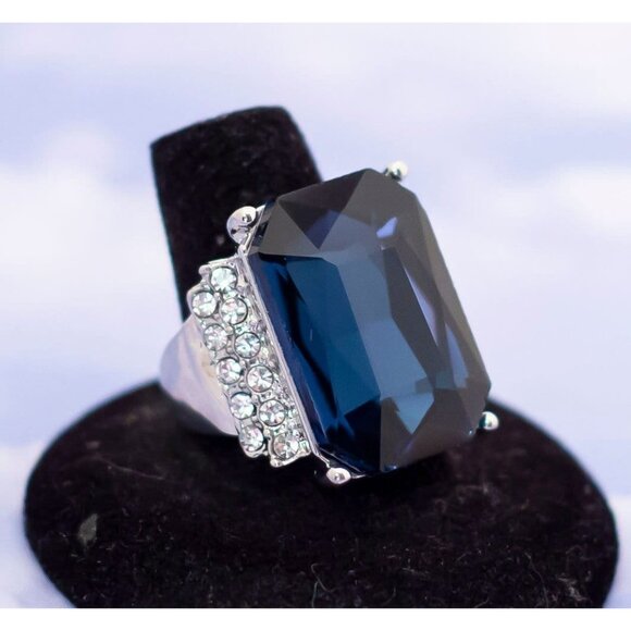Vintage Victorian Blue Sapphire Ring - S13 - Picture 1 of 3